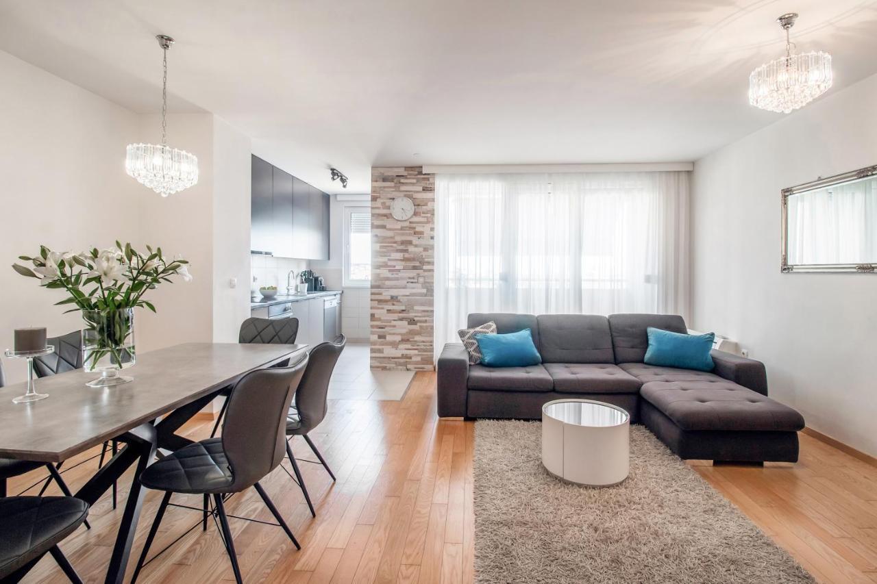 Apartment Montesa Zadar With Free Parking And Balcony エクステリア 写真
