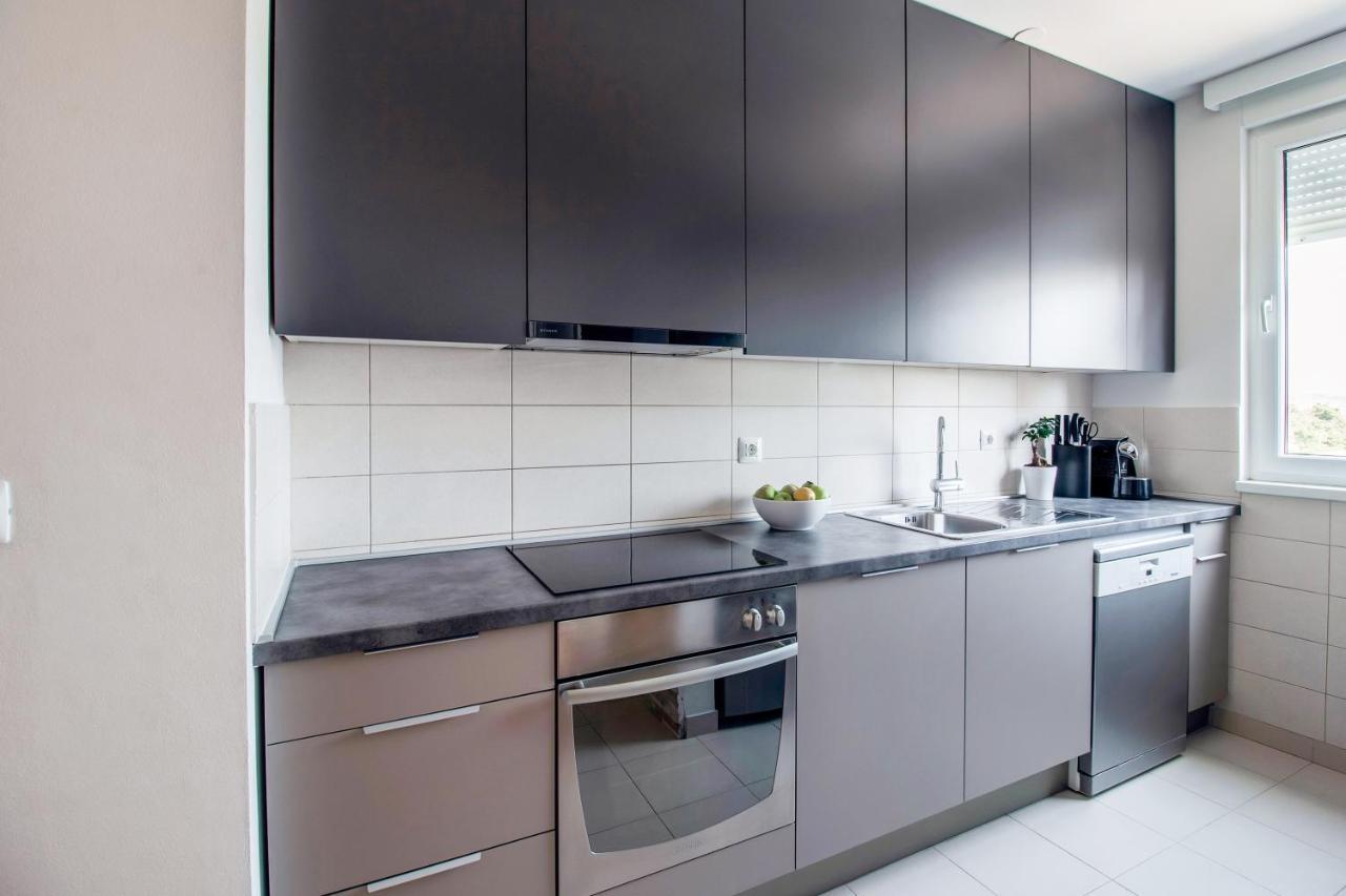 Apartment Montesa Zadar With Free Parking And Balcony エクステリア 写真