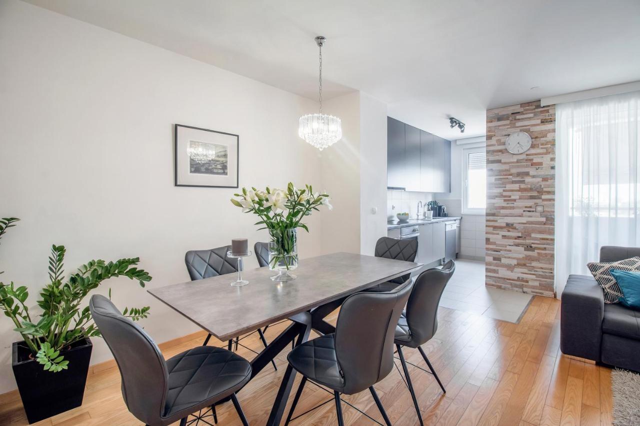 Apartment Montesa Zadar With Free Parking And Balcony エクステリア 写真
