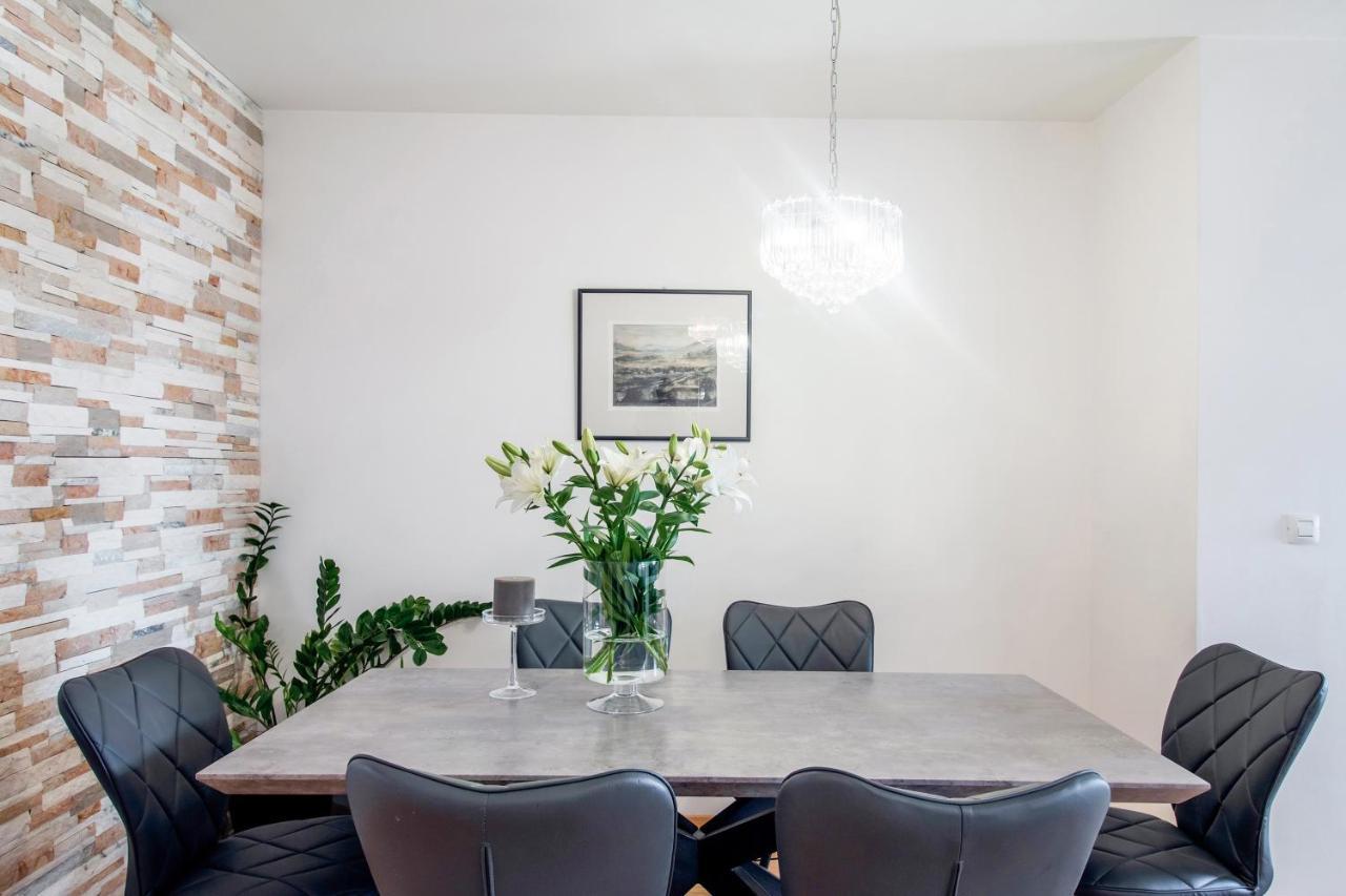 Apartment Montesa Zadar With Free Parking And Balcony エクステリア 写真
