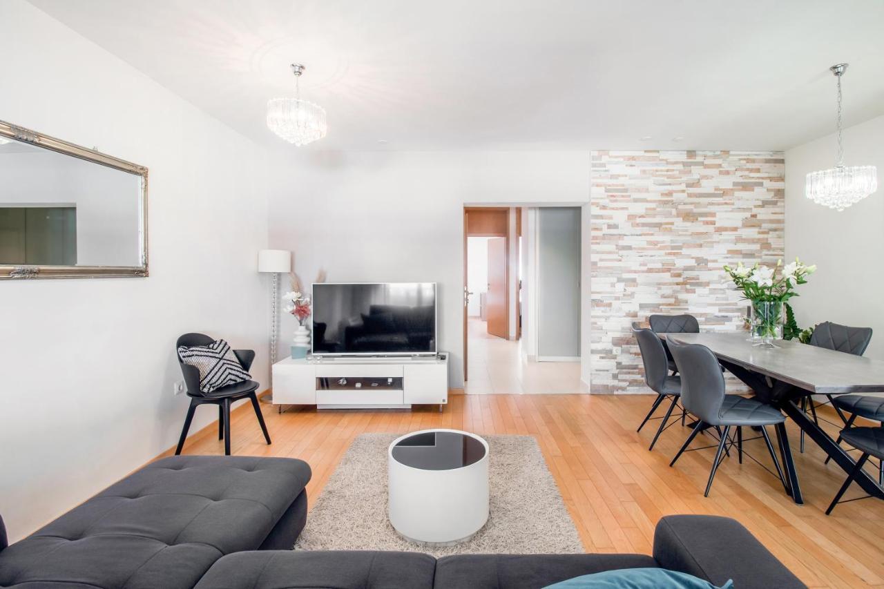 Apartment Montesa Zadar With Free Parking And Balcony エクステリア 写真