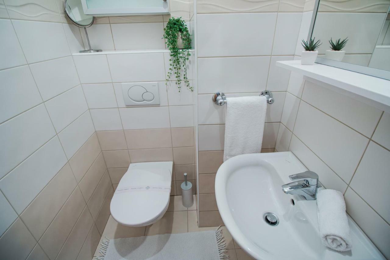 Apartment Montesa Zadar With Free Parking And Balcony エクステリア 写真