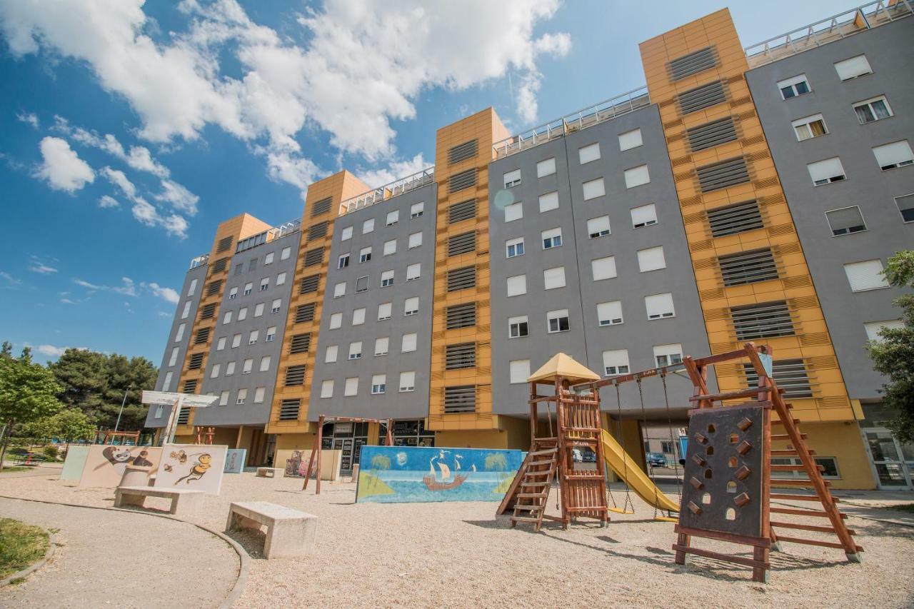 Apartment Montesa Zadar With Free Parking And Balcony エクステリア 写真